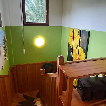 La Casa De Las Palmeras, Ampuero. Apartment *
