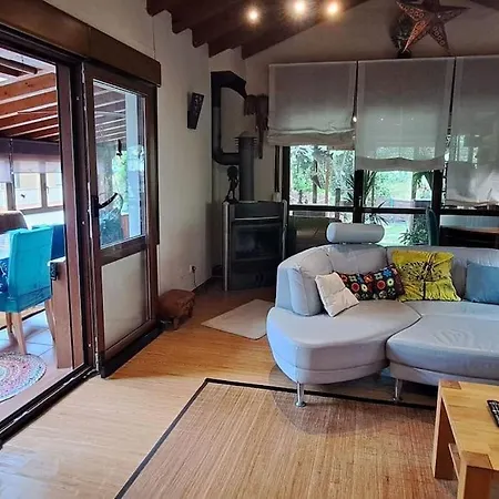 La Casa De Las Palmeras, Ampuero. Apartment Ampuero