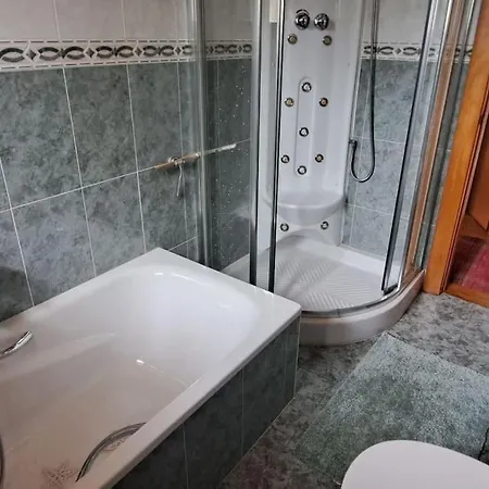 La Casa De Las Palmeras, Ampuero. Apartment