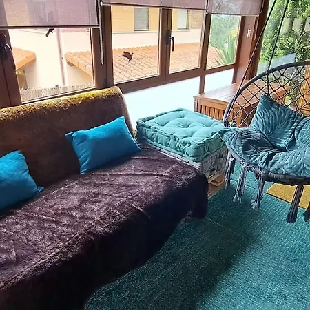 La Casa De Las Palmeras, Ampuero. *